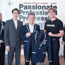 สถาบันชลาชล จัดพิธีส่งมอบเสื้อสูทตำแหน่ง ผอ.บริหารฝ่ายนวัตกรรมการศึกษา
